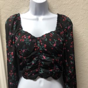 Women’s long sleeve top